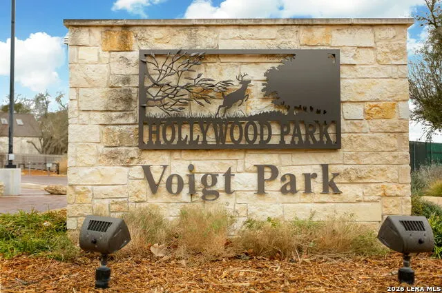 120 Merry Trl Hollywood Park, TX 78232