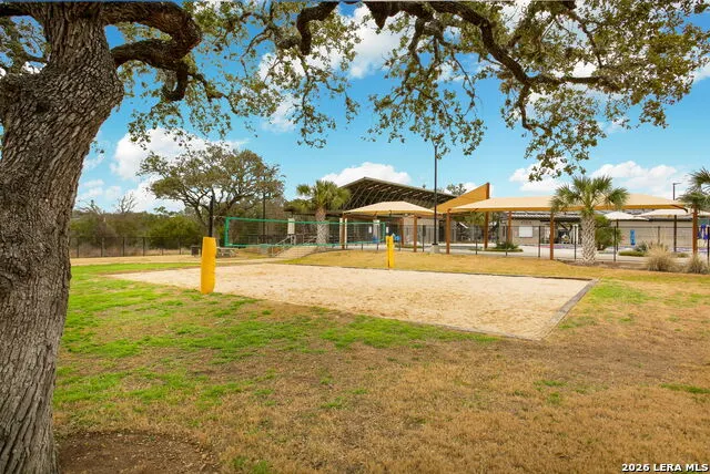 120 Merry Trl Hollywood Park, TX 78232