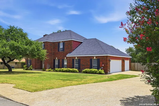 120 Merry Trl Hollywood Park, TX 78232