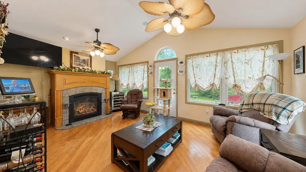 3093 Tremont Avenue Egg Harbor Township, NJ 08234