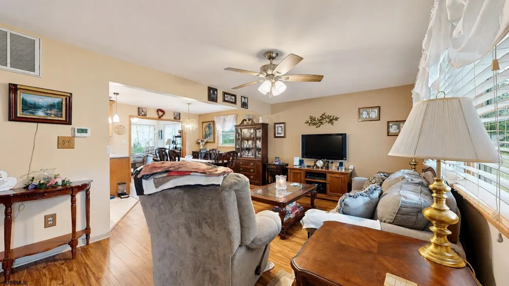3093 Tremont Avenue Egg Harbor Township, NJ 08234