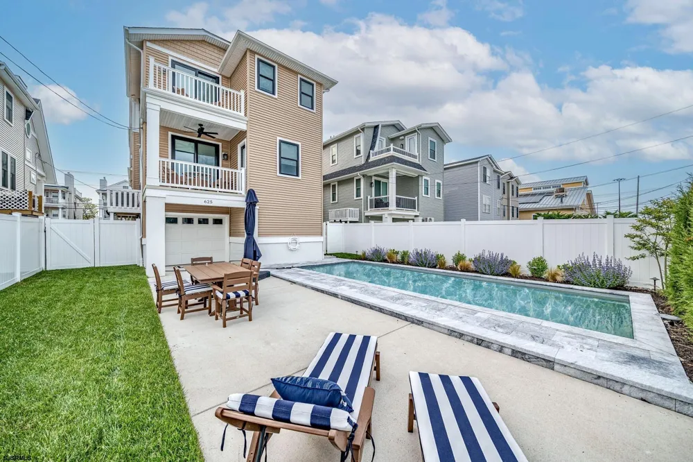 625 Bay Avenue Ocean City, NJ 08226