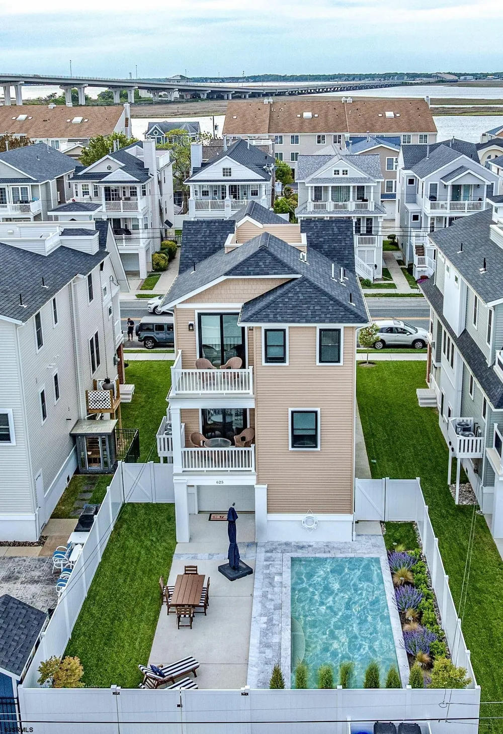 625 Bay Avenue Ocean City, NJ 08226