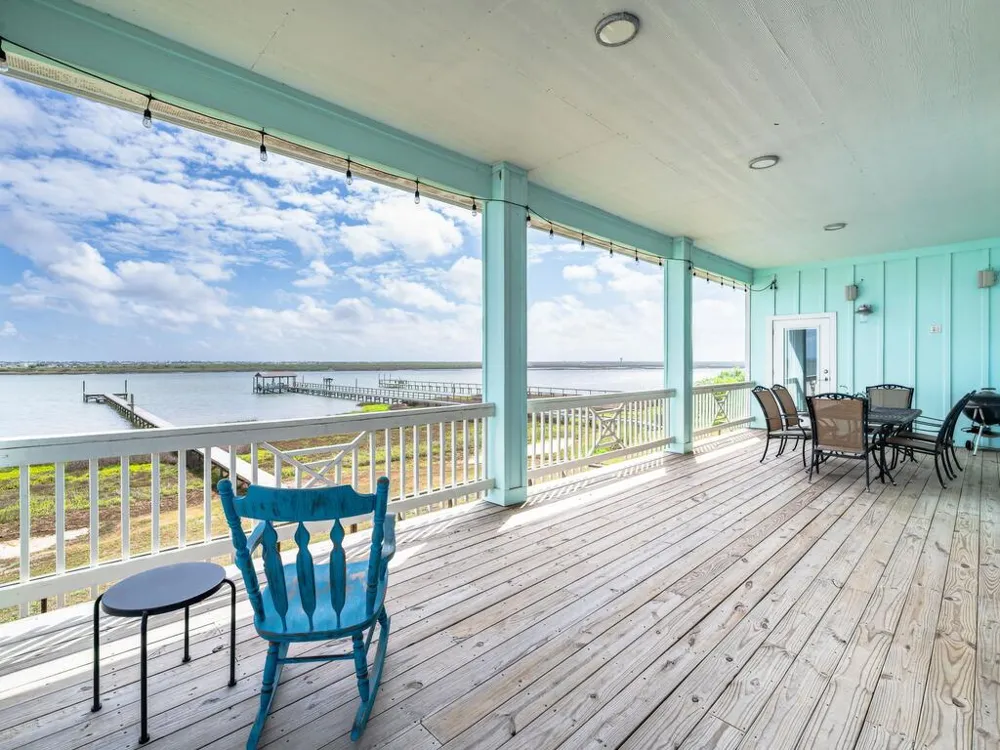 9 Northpointe Drive Rockport, TX 78382