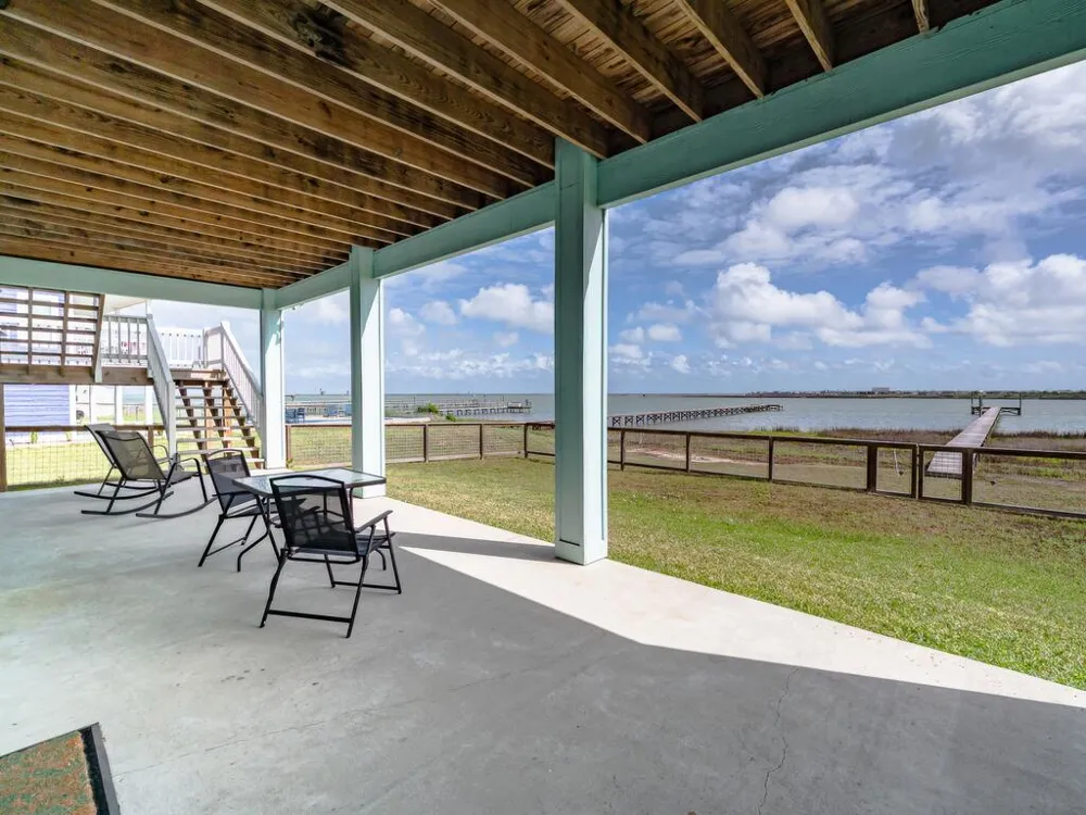 9 Northpointe Drive Rockport, TX 78382