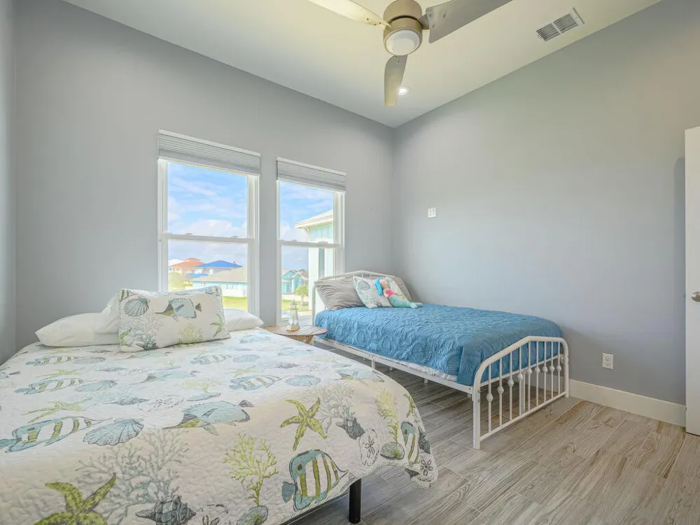 9 Northpointe Drive Rockport, TX 78382