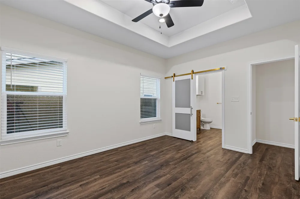 5623 Barkridge Drive Granbury, TX 76048