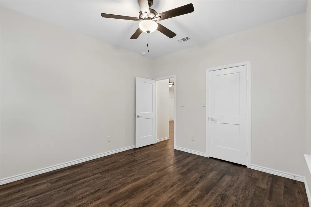 5623 Barkridge Drive Granbury, TX 76048