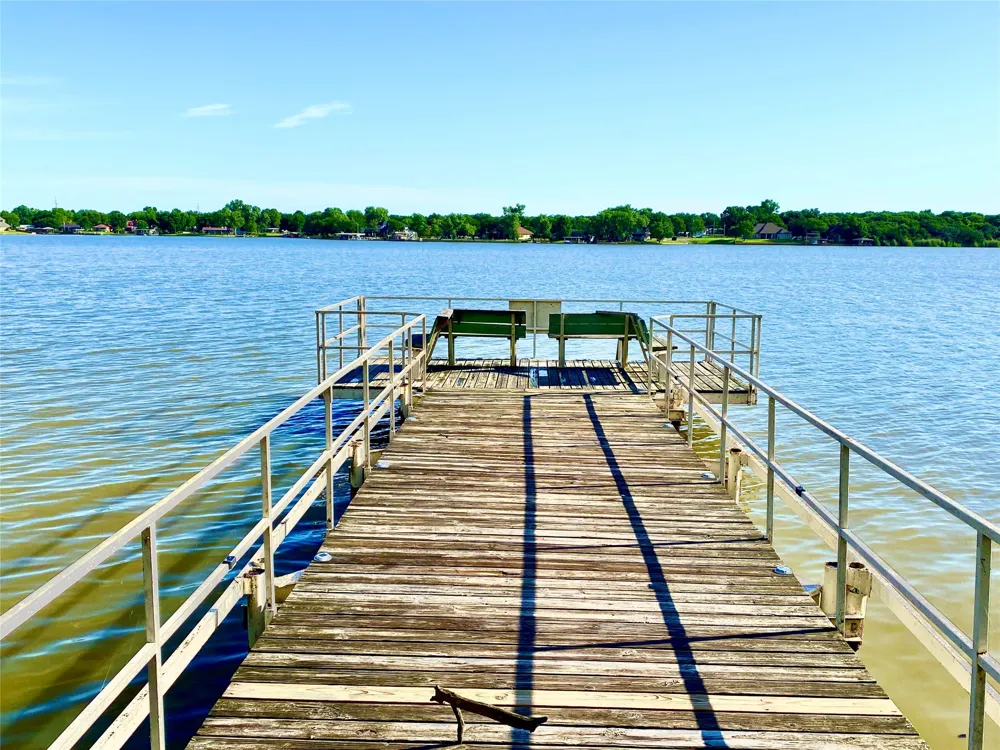 5623 Barkridge Drive Granbury, TX 76048