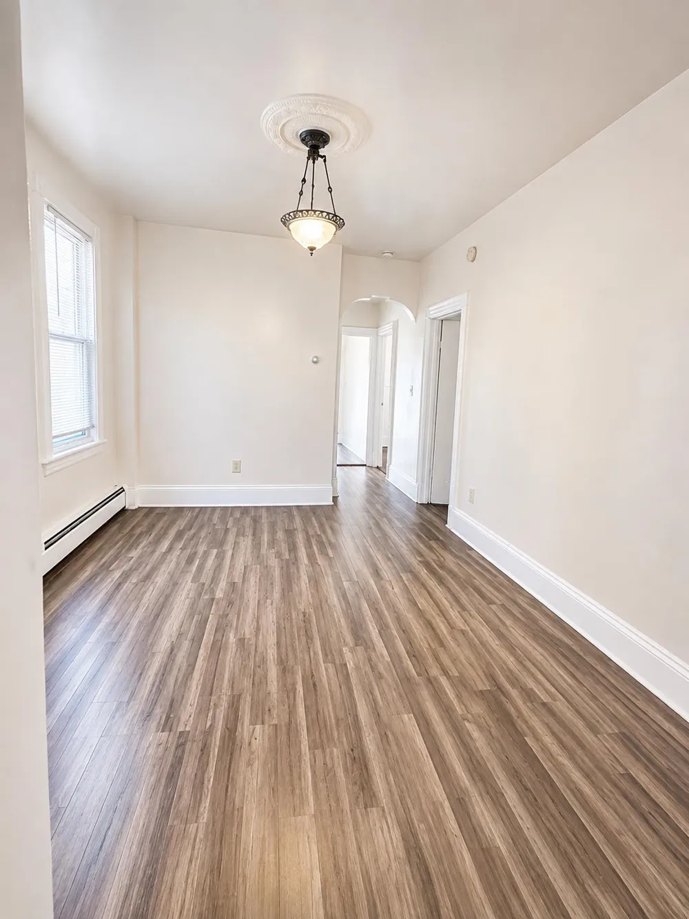 12 42ND ST Bayonne, NJ 07002
