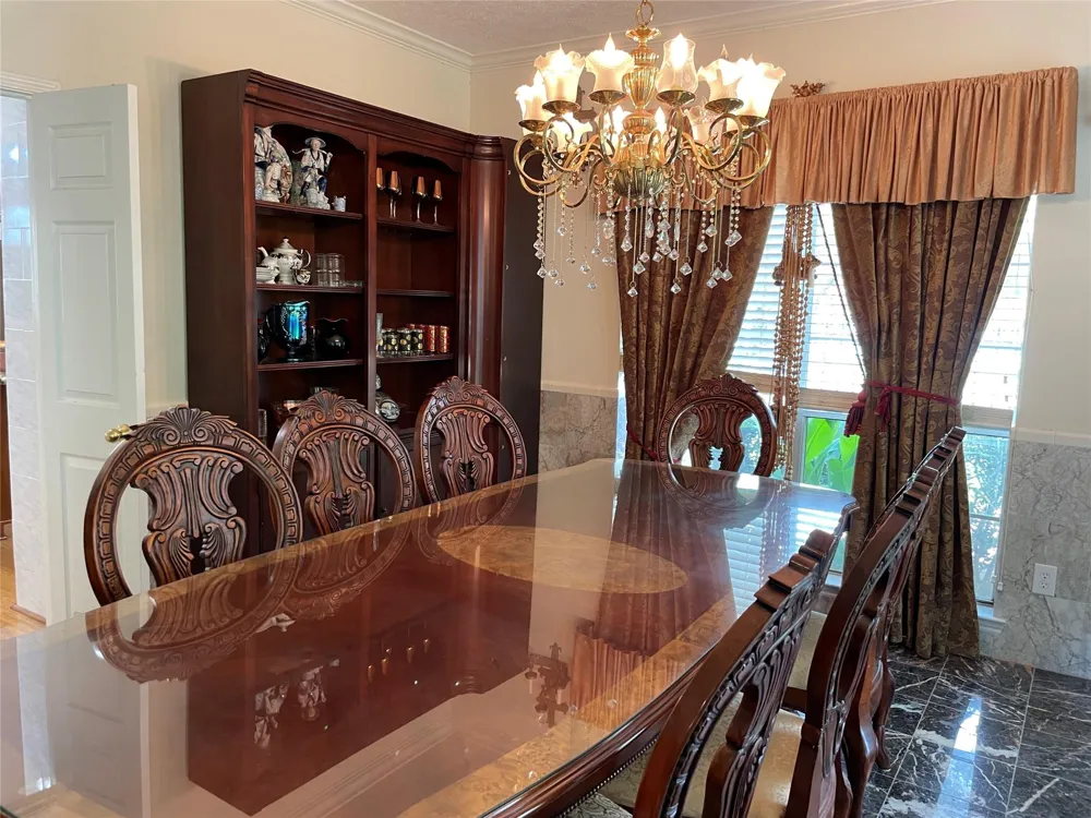 1951 Lake Winds Drive Missouri City, TX 77459