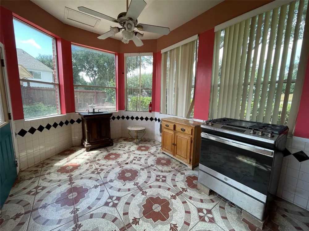 1951 Lake Winds Drive Missouri City, TX 77459
