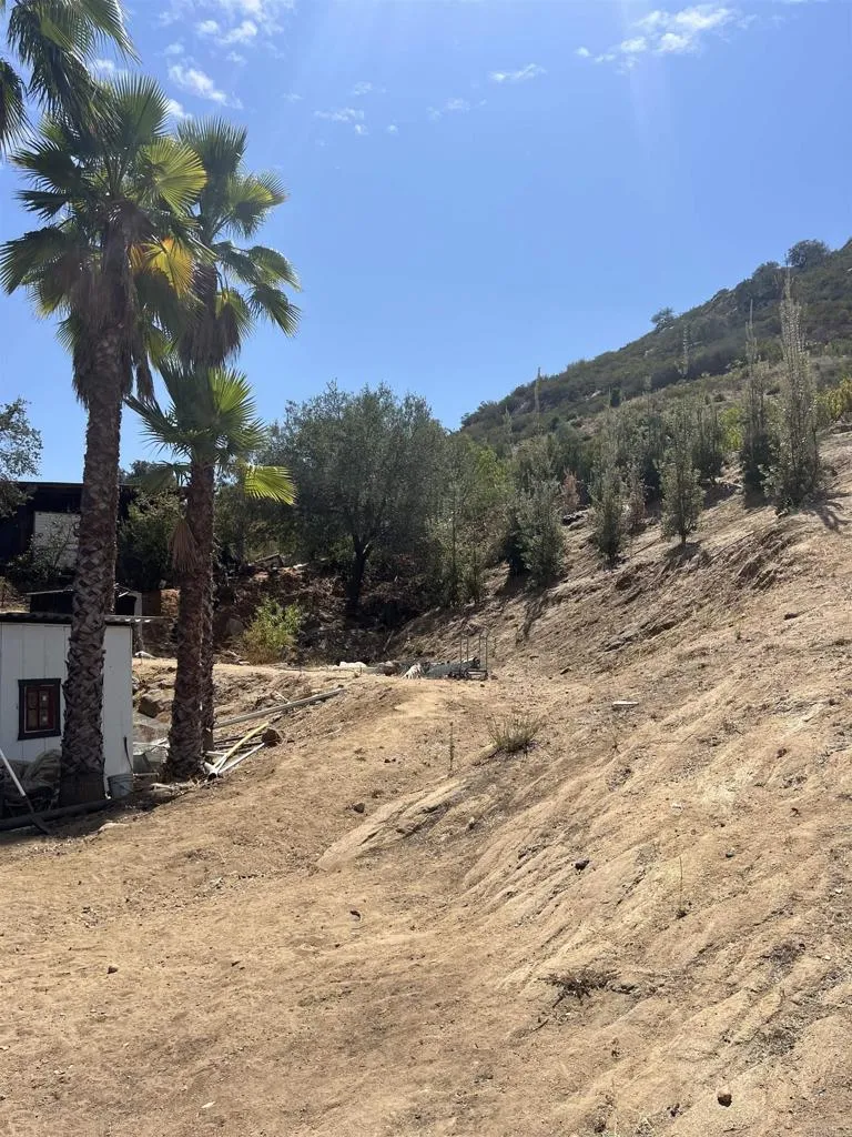 26336 Lake Wohlford Road Valley Center, CA 92082