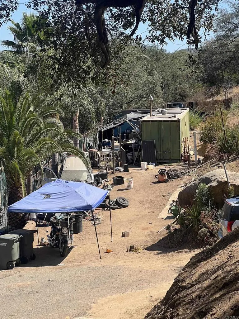26336 Lake Wohlford Road Valley Center, CA 92082