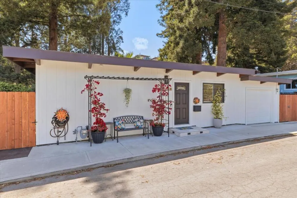 539 Riverview Drive Capitola, CA 95010
