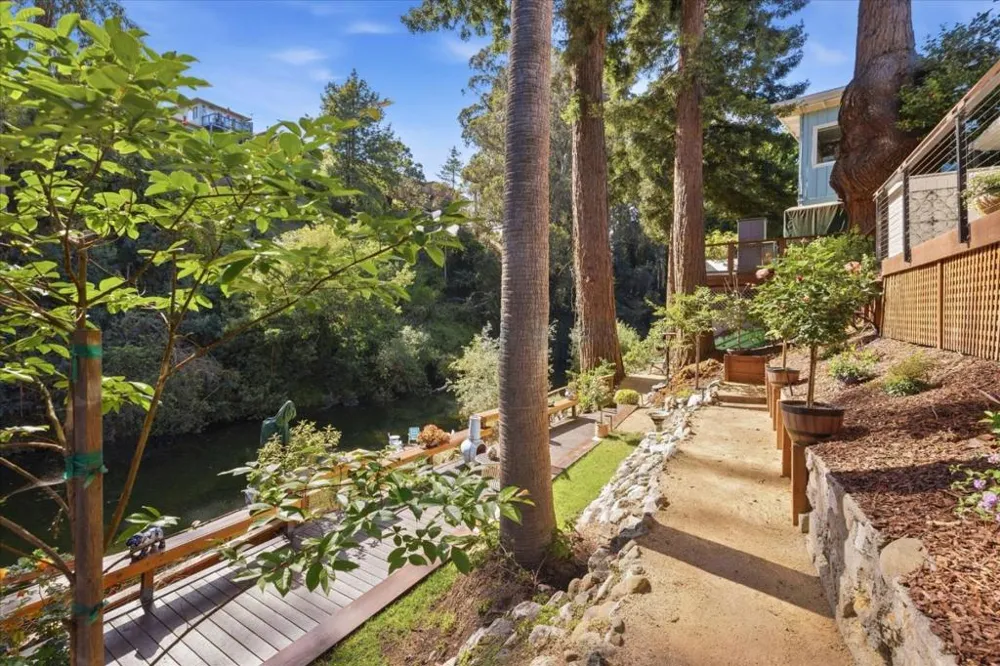 539 Riverview Drive Capitola, CA 95010