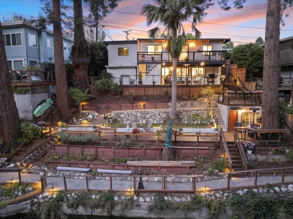 539 Riverview Drive Capitola, CA 95010