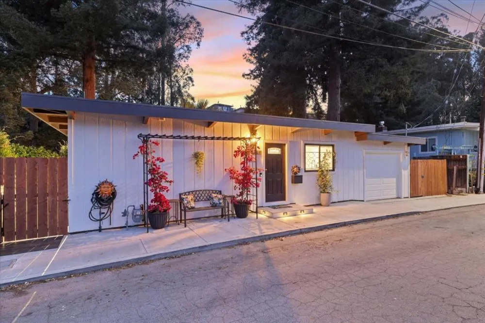 539 Riverview Drive Capitola, CA 95010