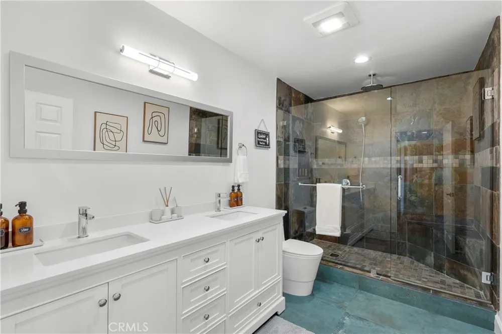 19538 Redwing Los Angeles, CA 91356