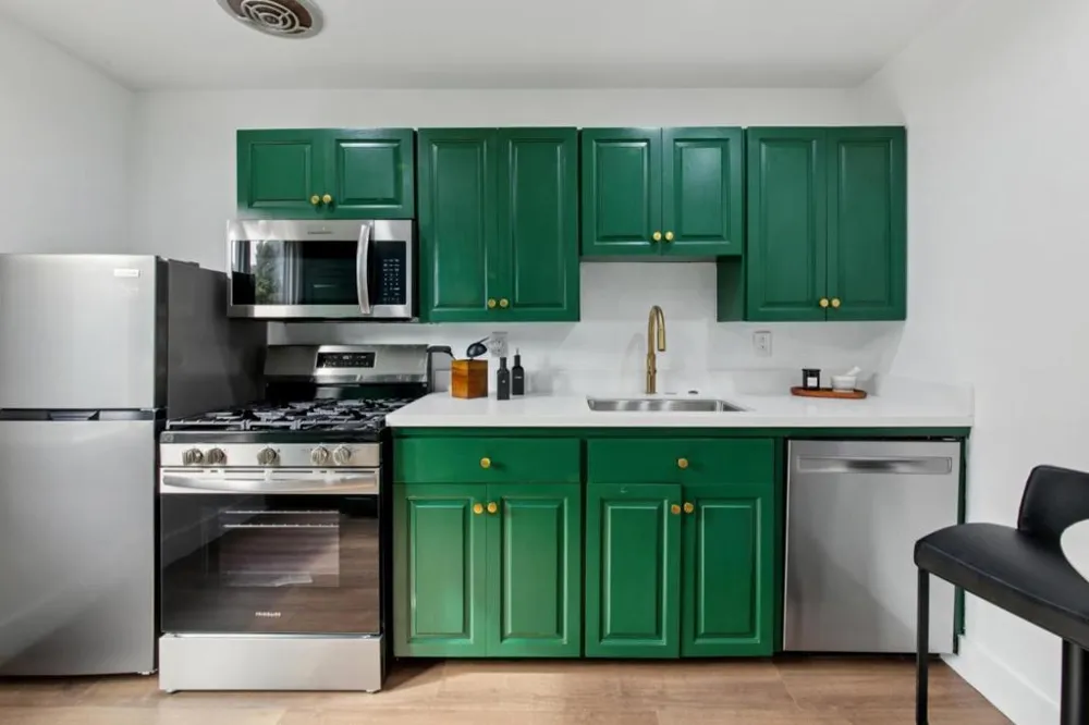 894 Burnett Avenue San Francisco, CA 94131