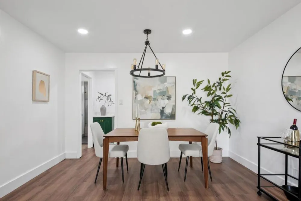 894 Burnett Avenue San Francisco, CA 94131