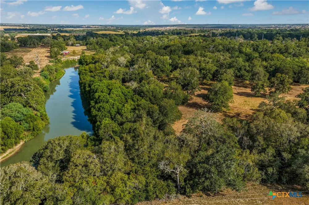 856 Whitley Road Yoakum, TX 77995