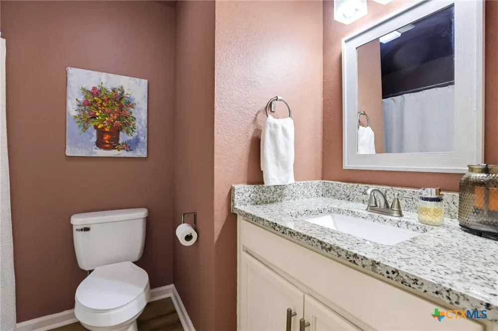 1510 Shadow Walk Lockhart, TX 78644