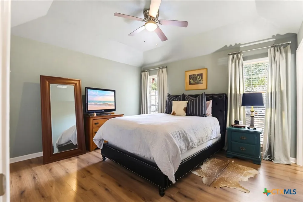 1510 Shadow Walk Lockhart, TX 78644