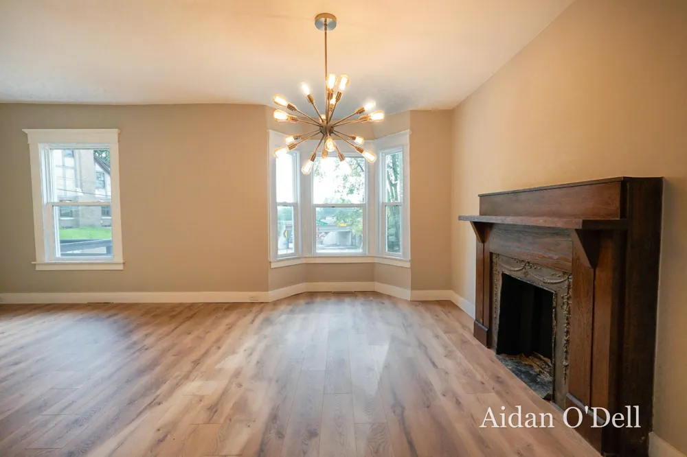1332 Bridge Street NW Grand Rapids, MI 49504