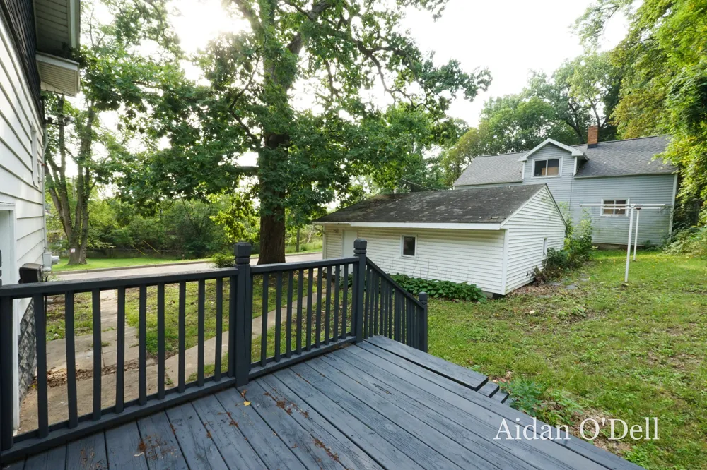 1332 Bridge Street NW Grand Rapids, MI 49504