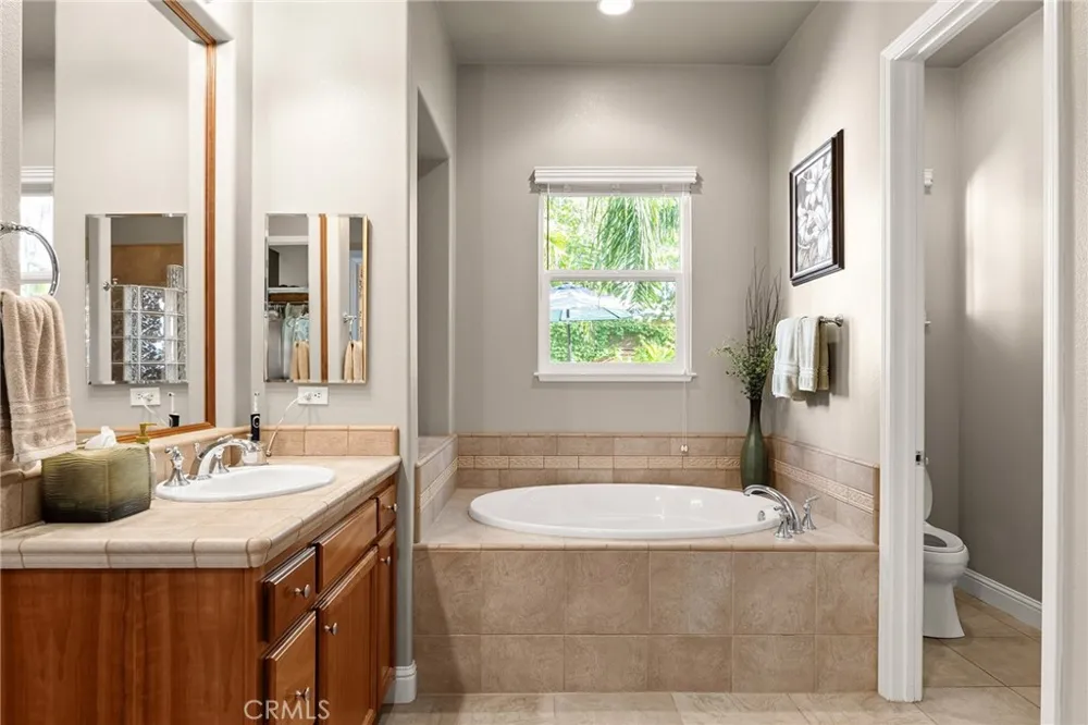 421 Southbury Ln Chico, CA 95973