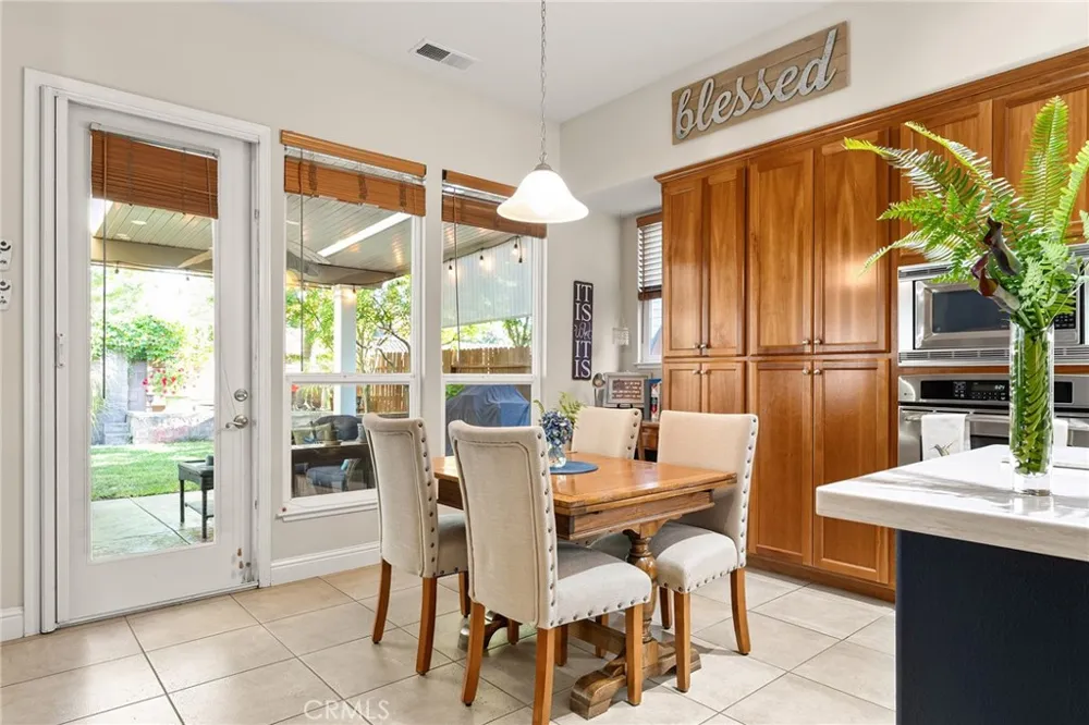 421 Southbury Ln Chico, CA 95973
