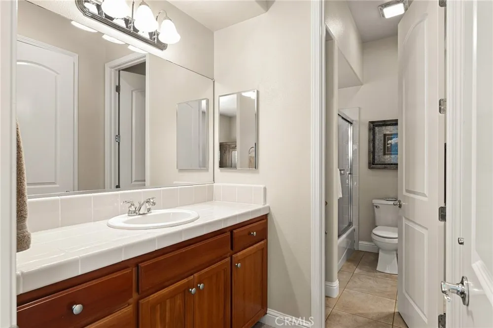 421 Southbury Ln Chico, CA 95973