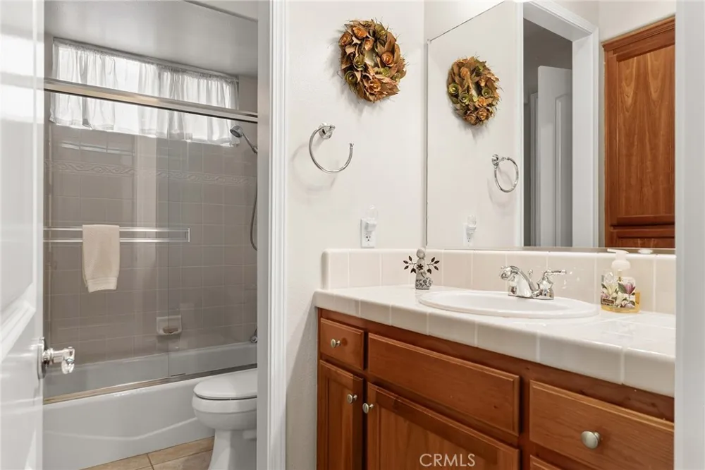 421 Southbury Ln Chico, CA 95973
