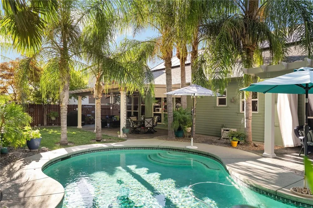 421 Southbury Ln Chico, CA 95973