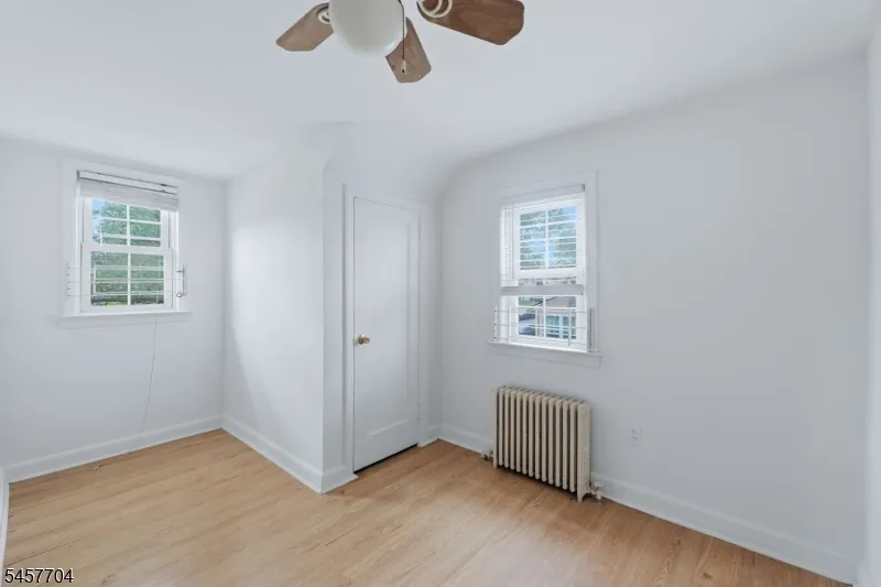 335 Dermody St Roselle, NJ 07203