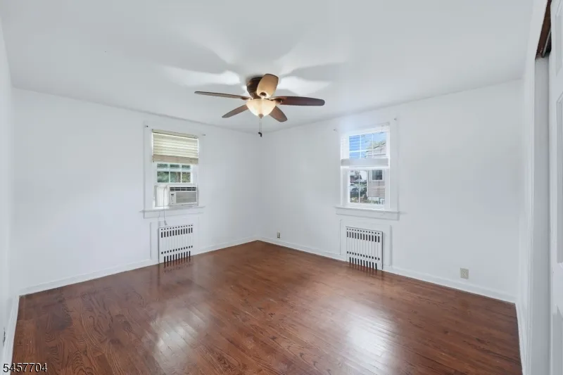 335 Dermody St Roselle, NJ 07203