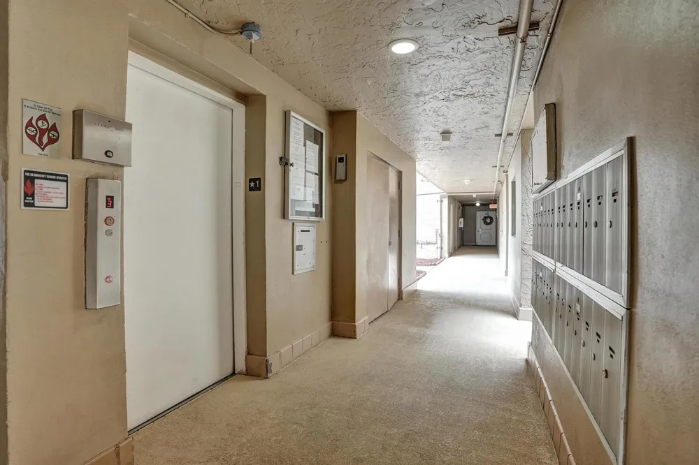 9480 Tangerine Place #402 Davie, FL 33324