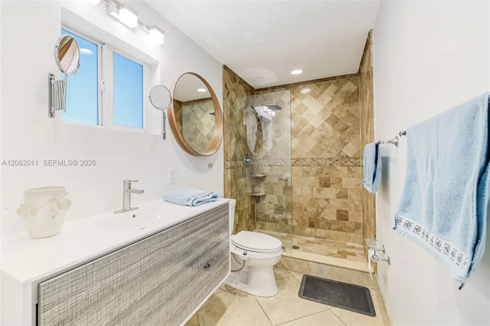 1718 NE 58th St Fort Lauderdale, FL 33334