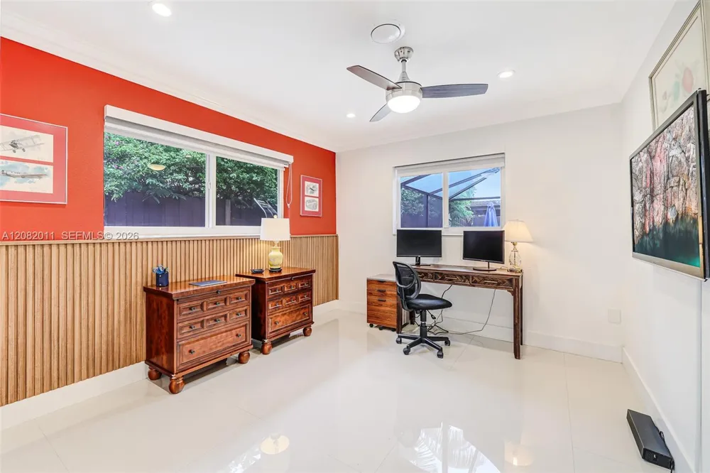 1718 NE 58th St Fort Lauderdale, FL 33334