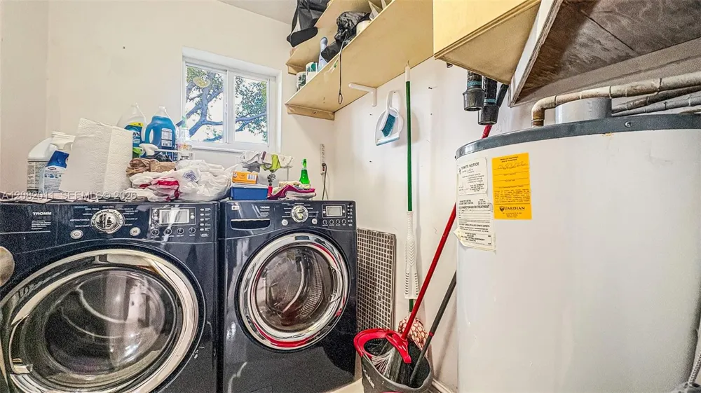 1718 NE 58th St Fort Lauderdale, FL 33334