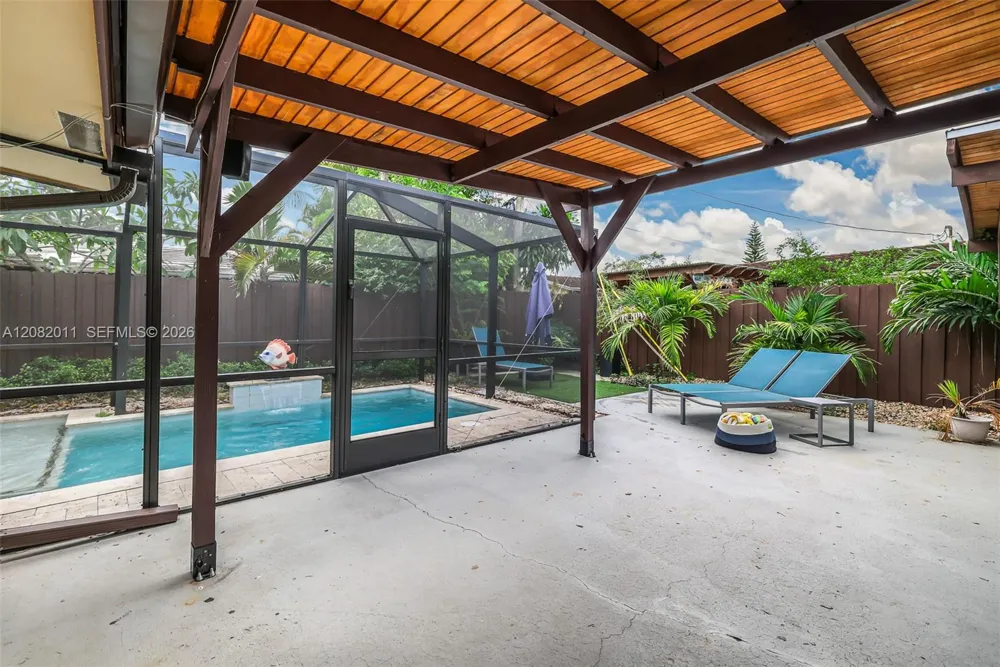 1718 NE 58th St Fort Lauderdale, FL 33334