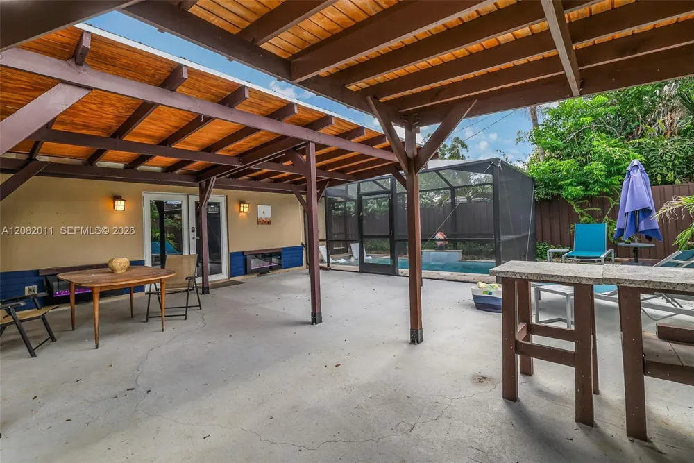 1718 NE 58th St Fort Lauderdale, FL 33334