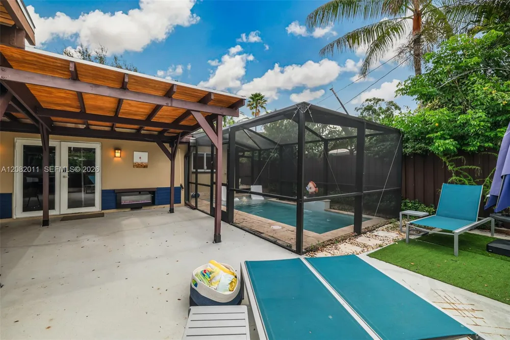 1718 NE 58th St Fort Lauderdale, FL 33334