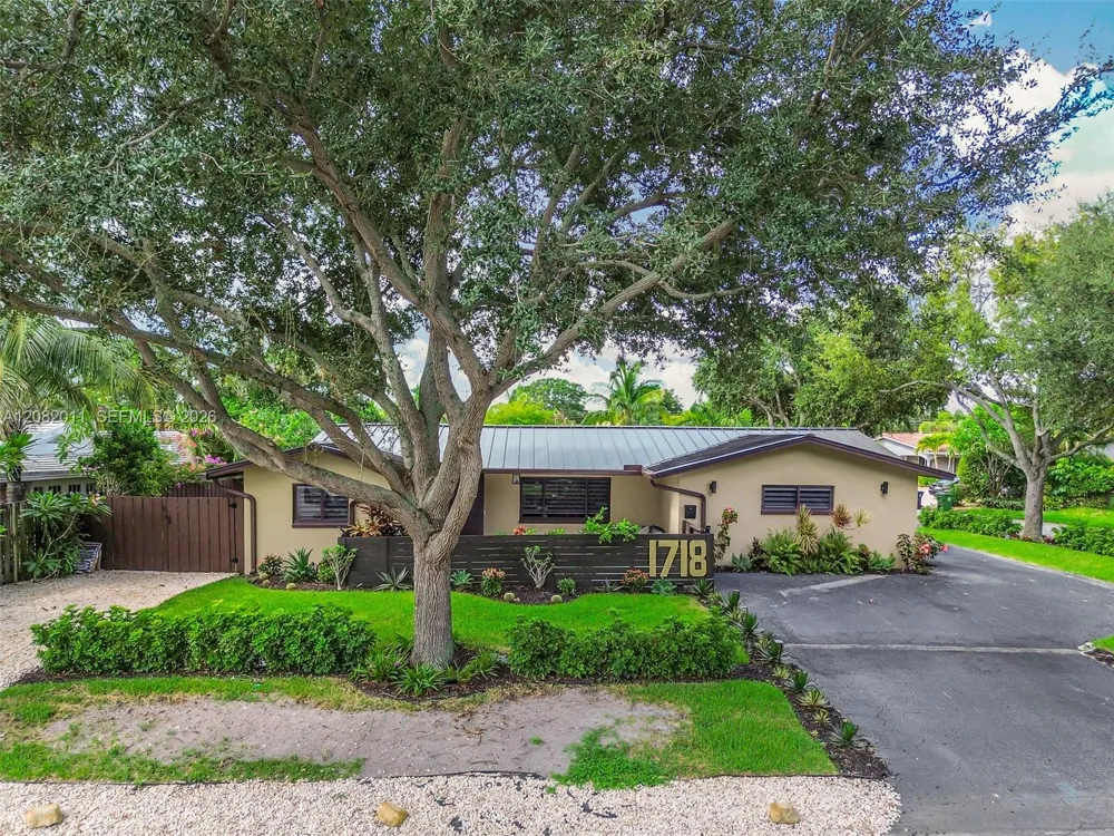 1718 NE 58th St Fort Lauderdale, FL 33334