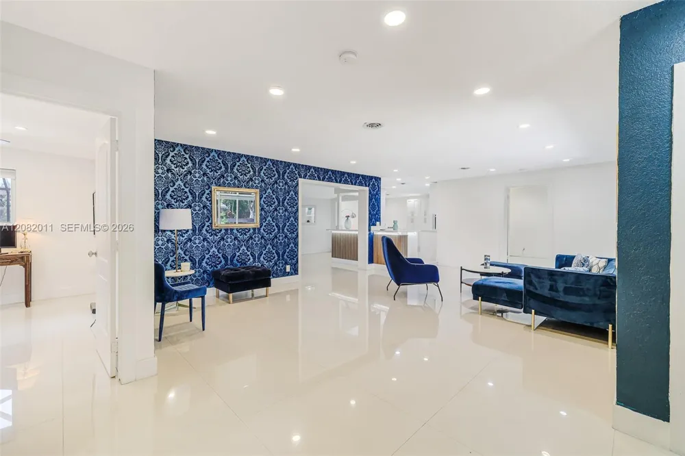 1718 NE 58th St Fort Lauderdale, FL 33334