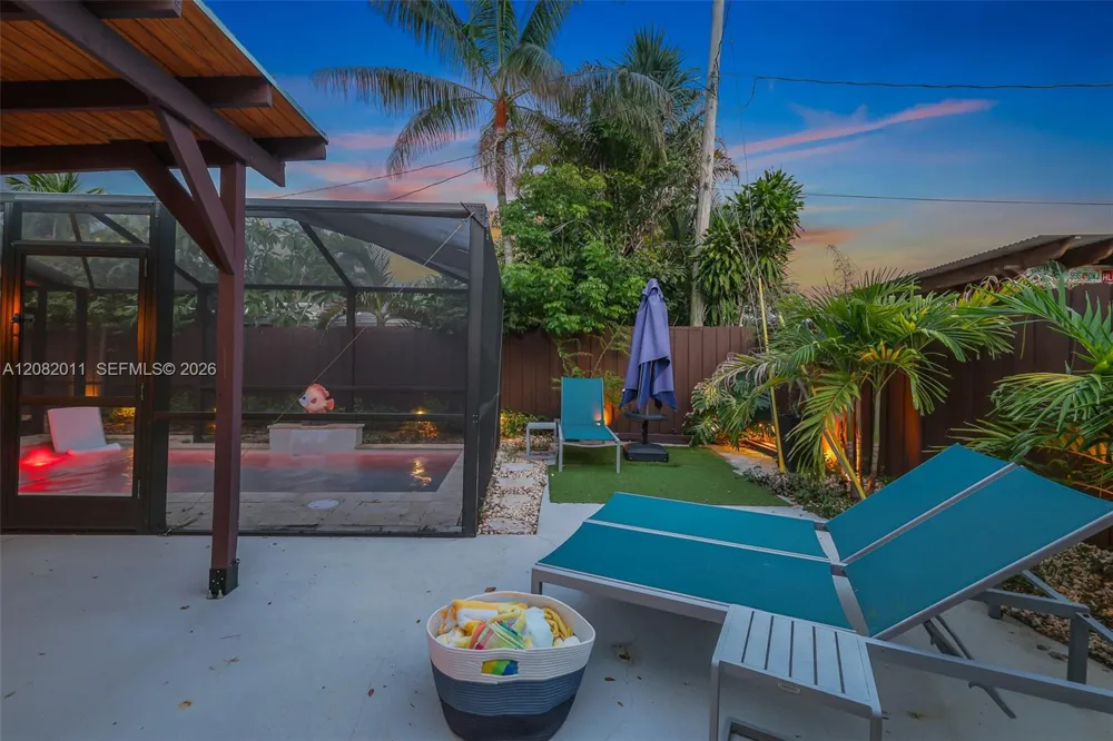 1718 NE 58th St Fort Lauderdale, FL 33334
