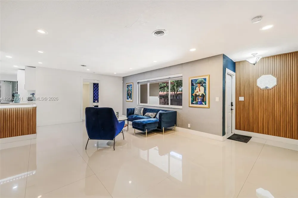 1718 NE 58th St Fort Lauderdale, FL 33334