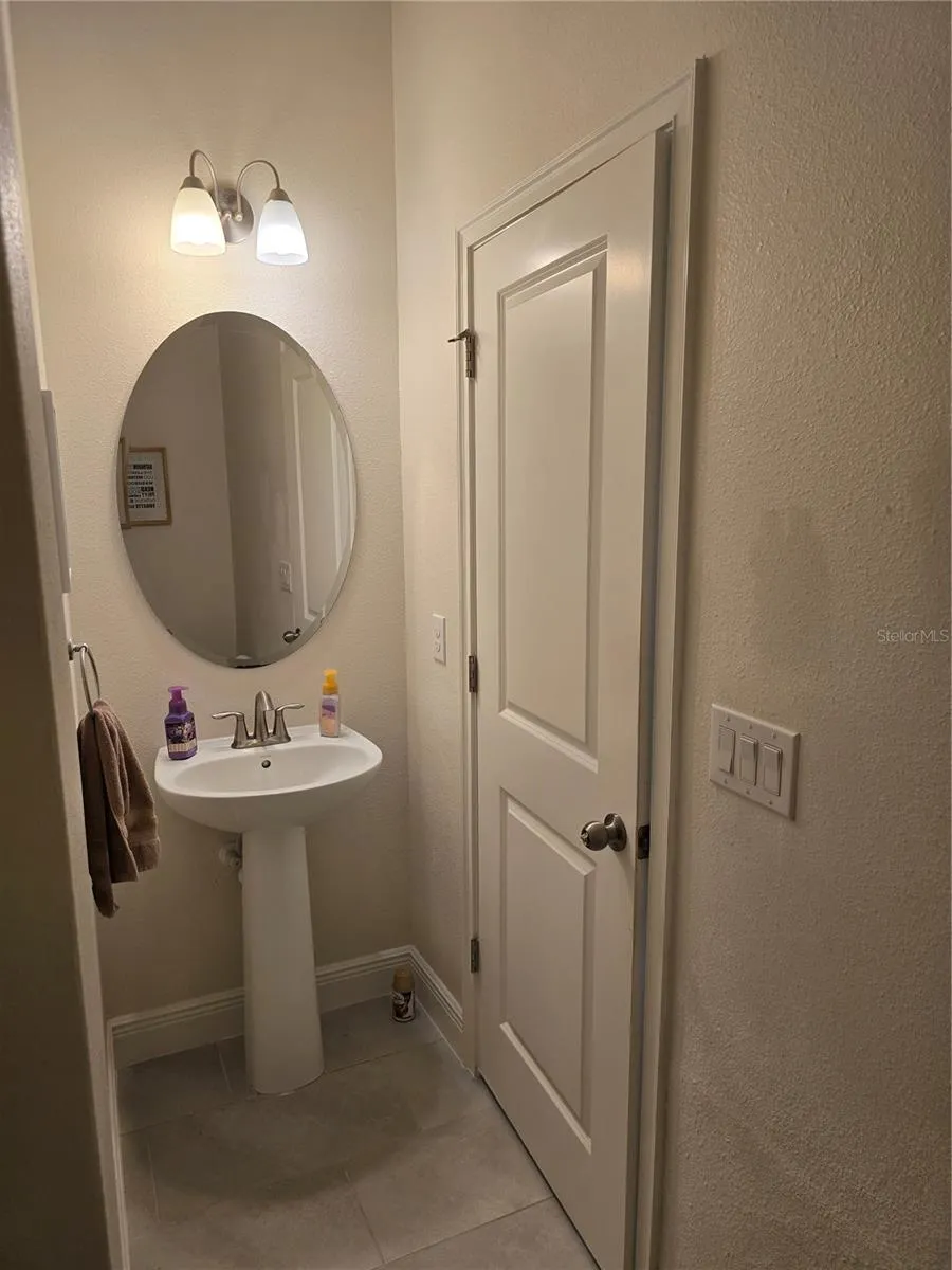 14162 DAMSELFLY DRIVE Tampa, FL 33625