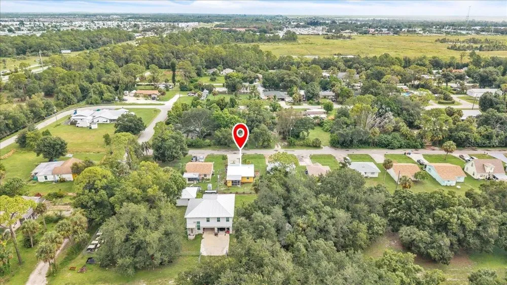 537 CAPITOL STREET North Fort Myers, FL 33903